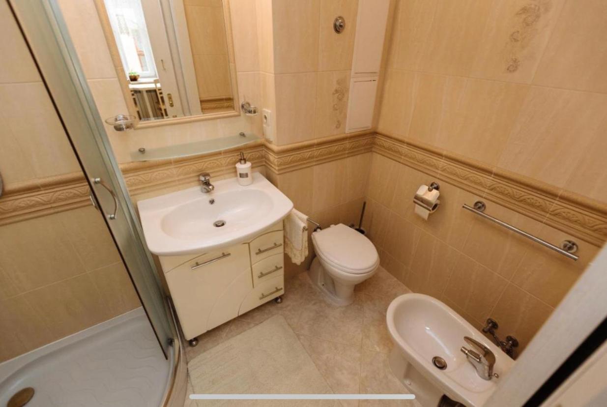 Central Lviv House Zewnętrze zdjęcie